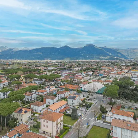 Casa Giuditta By Interhome * Lido di Camaiore