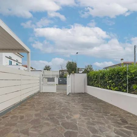 別荘 Casa Giuditta By Interhome *