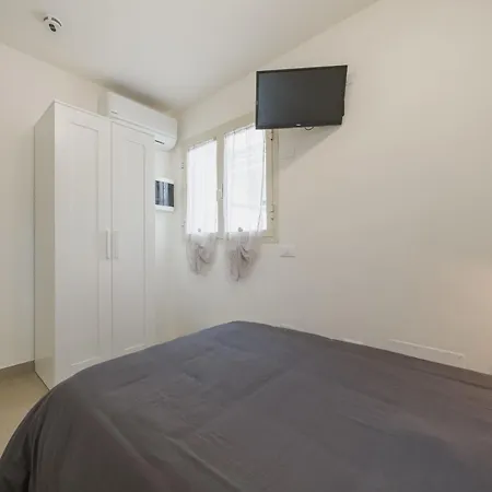 Casa Giuditta By Interhome * リド・ディ・カマイオーレ